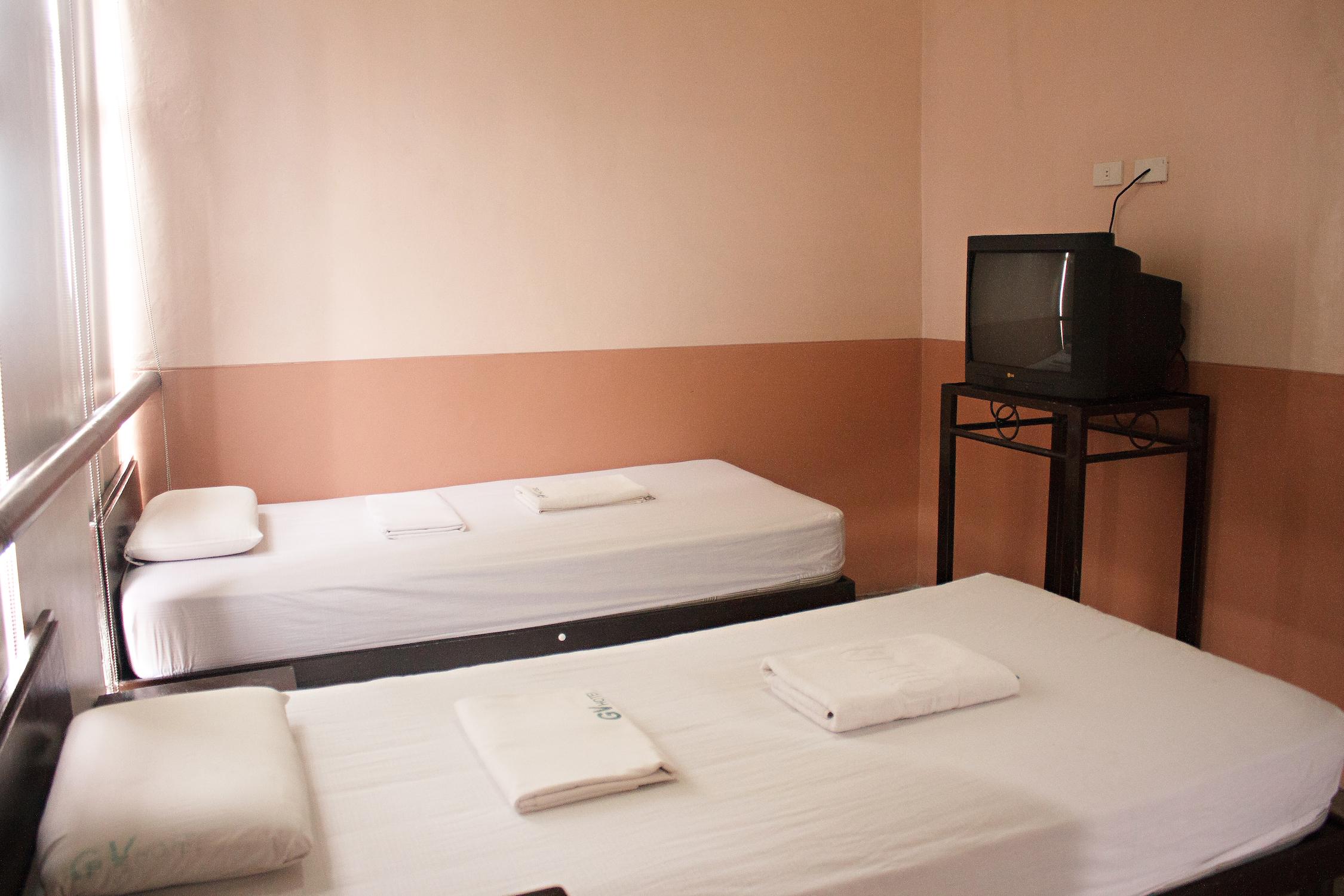 Gv Hotel - Ormoc Exterior photo