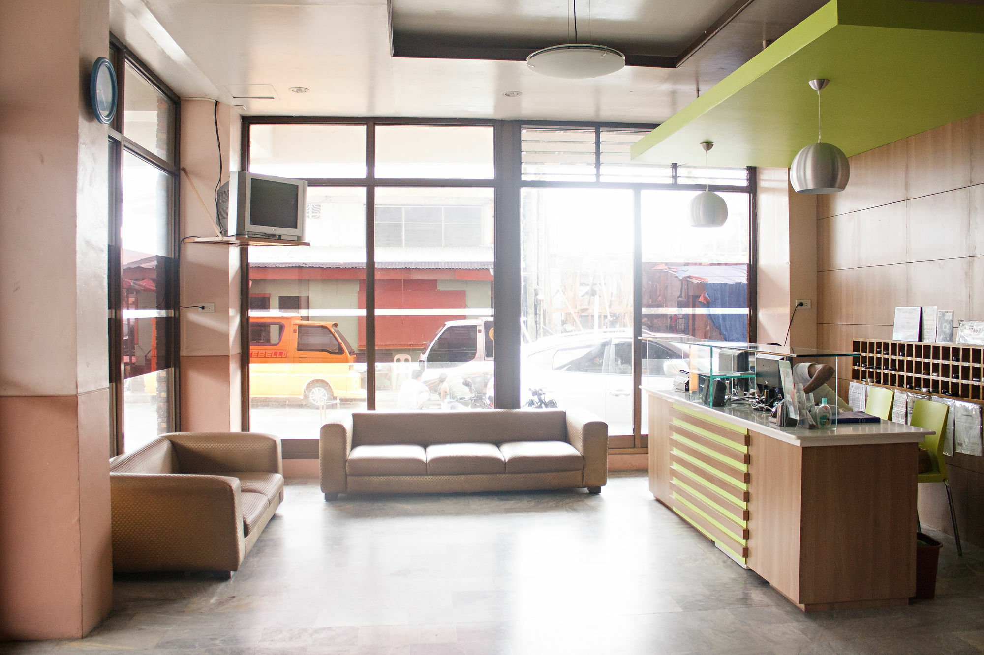 Gv Hotel - Ormoc Exterior photo