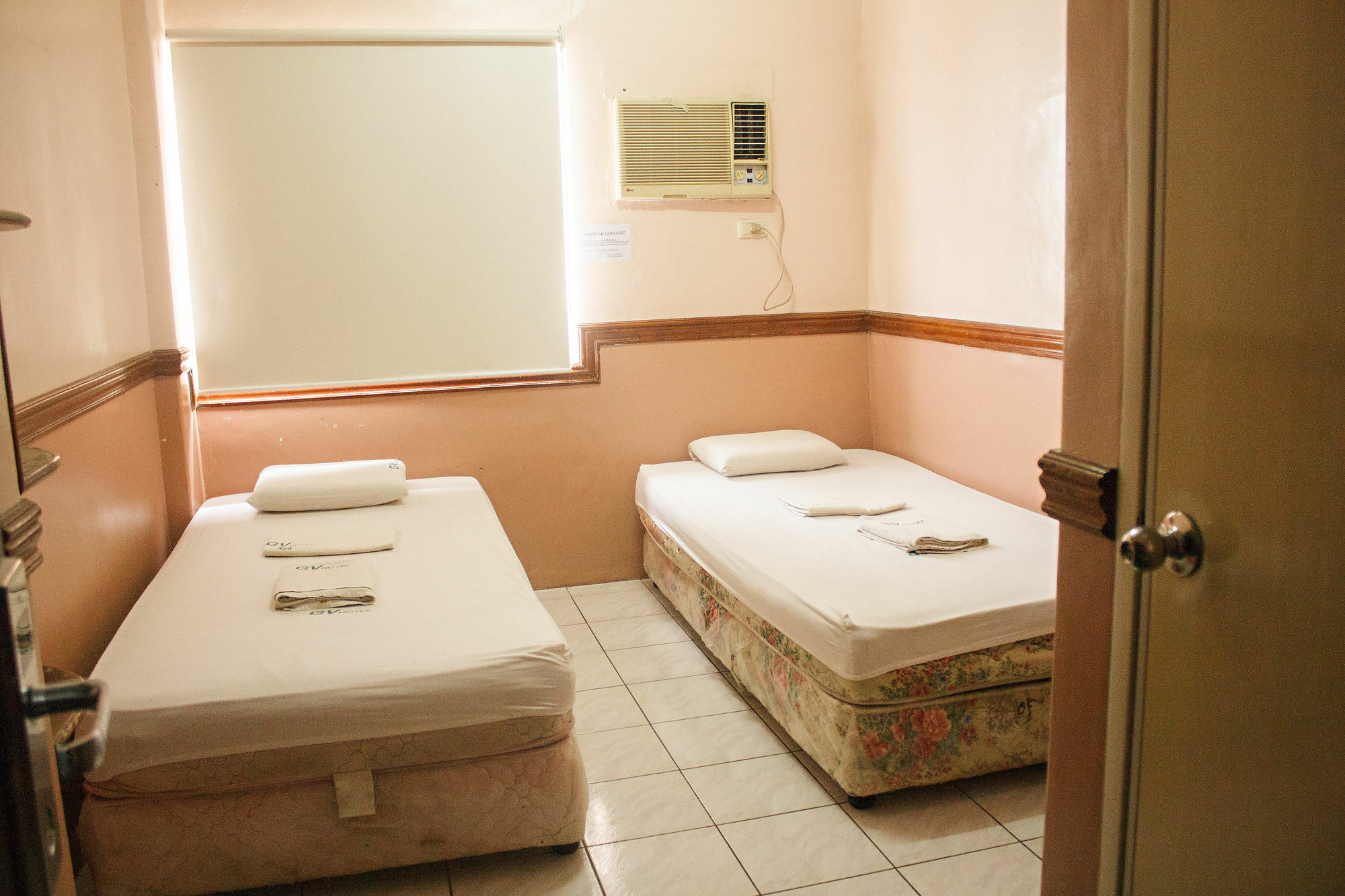 Gv Hotel - Ormoc Exterior photo